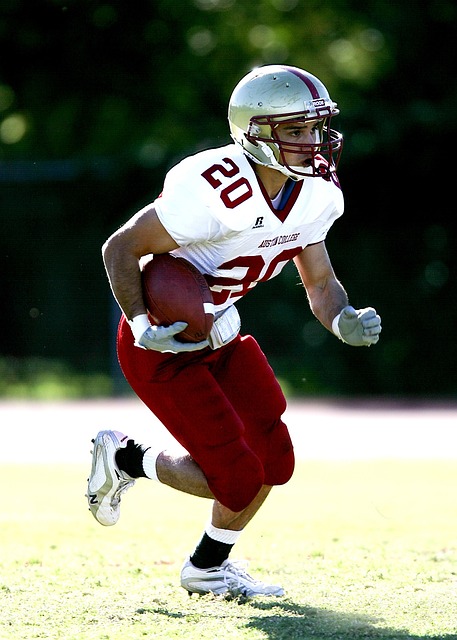 热刺vs小蜜蜂首发：库杜斯、里沙利松领衔！帕利尼亚替补